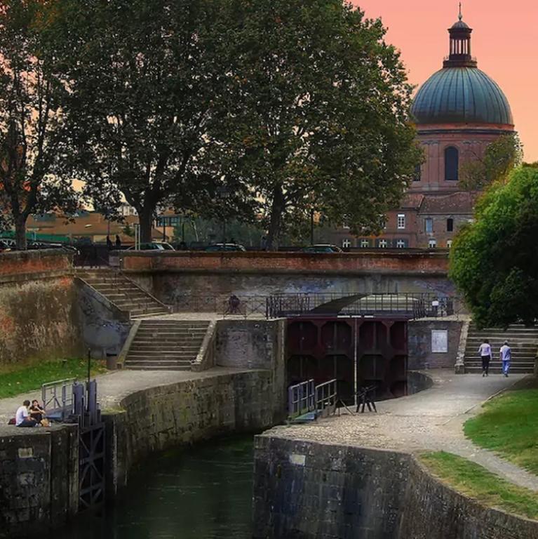 Le Clos Des Violettes Toulouse Eksteriør billede